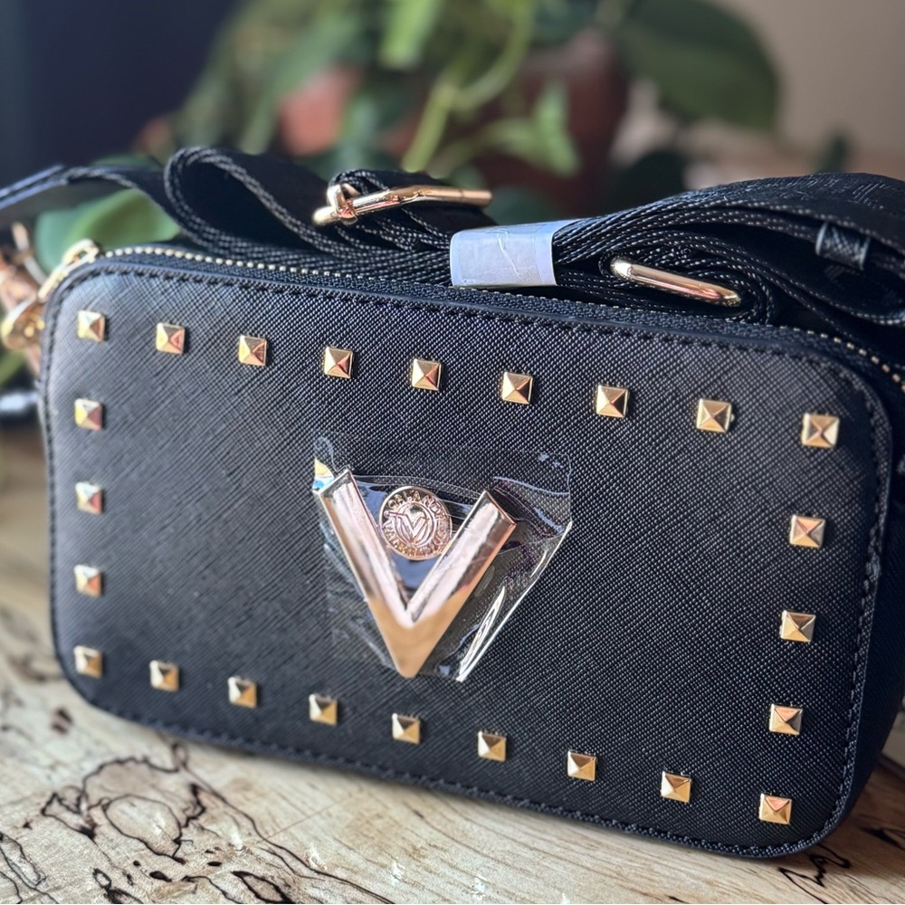 NWT Valentino Orlandi Black and Gold Double Zip Camera Bag